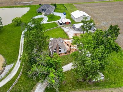 Property at 8660 Huch Ln, Columbia, IL