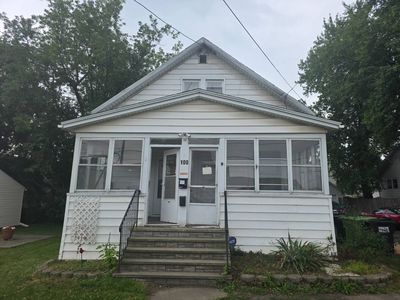 100 Boulevard St