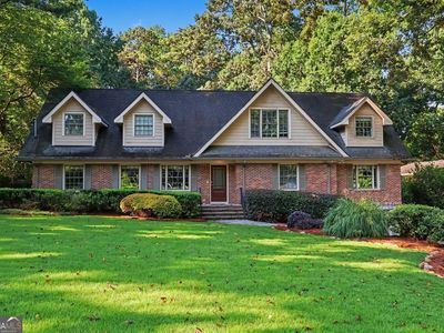 804 Pinetree Dr
