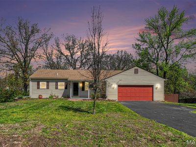 915 Coronet Dr