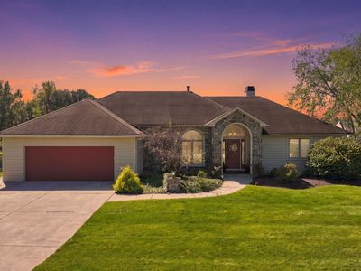 910 Calverton Ct