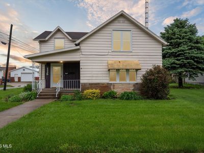 115 S 2nd St
