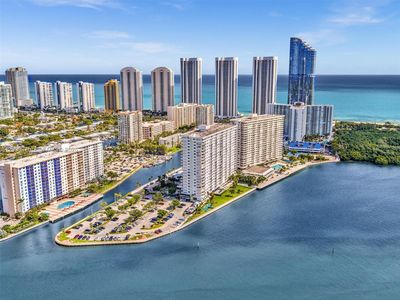 Property at 500 Bayview Dr APT 1731, Sunny Isles Beach, FL