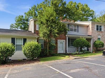 211 Oak Grove Dr
