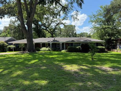 924 Poleman Rd