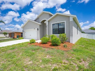 2303 SW 21st Ter