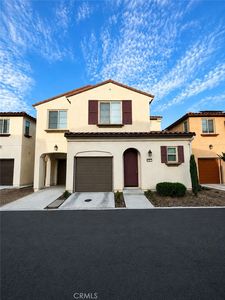 1927 S Apple Tree Way