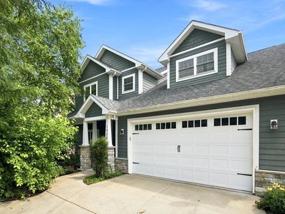 1020 Happy Hollow Rd