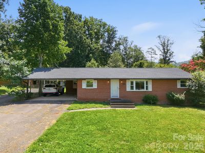 376 School Rd E