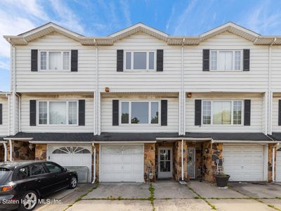 36 Carlyle Grn