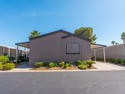 2900 S Valley View Blvd Trailer 327