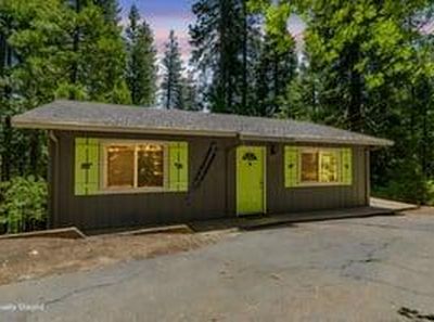 2693 Country Club Dr