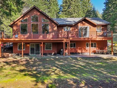 232 Upper Lakeview Rd