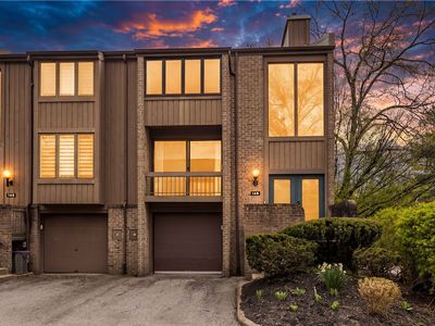 146 Locust Ct