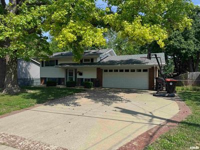 2813 W Scenic Dr