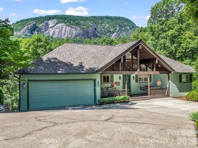 203 Treetops Ln