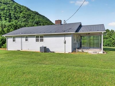745 Veterans Rd