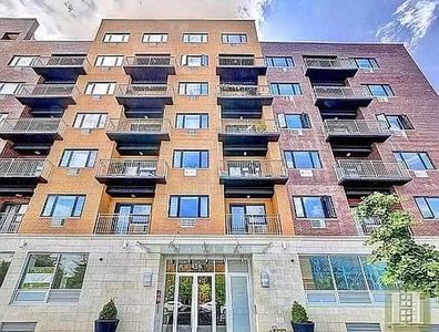 456 W 167th St APT 6C