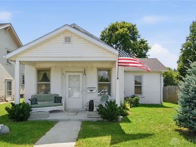411 Riverside Dr
