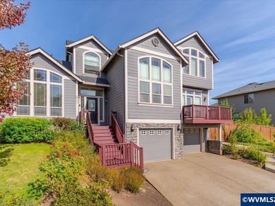 1340 W Meadows Dr NW