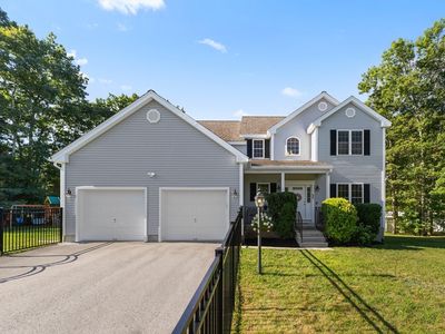Property at 22 W Ledge Rd, Clinton, MA