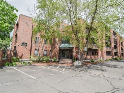 123 Elm St APT C-2