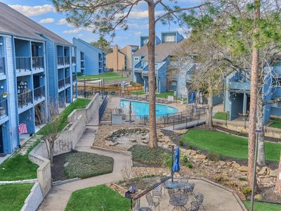 12500 Melville Dr APT 320B