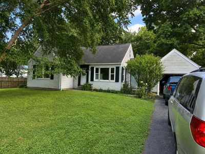 1111 Lang Rd