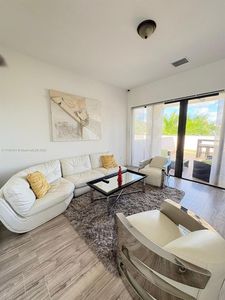 5200 NW 83rd Ct