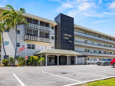 941 Crystal Lake Drive #207
