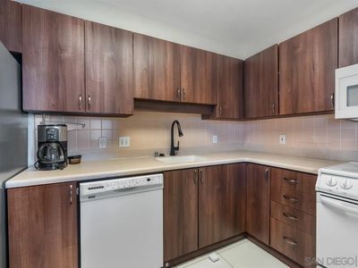 3890 Nobel Dr Unit 608