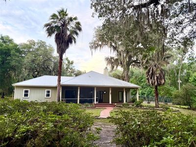 1043 SE County Road 21b