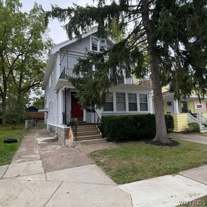 2 Flower St