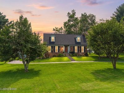 2211 Outer Circle Dr