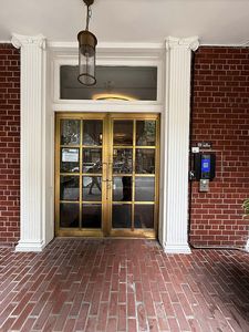 350 E 54th St APT 3B