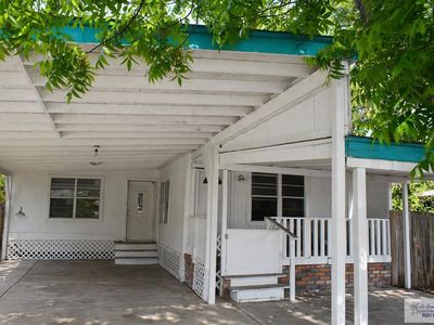 111 Lucylle Ln
