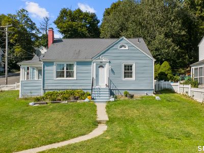 216 Hillside Avenue