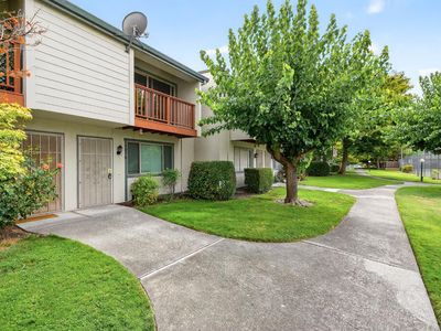 Property at 1076 Eleanor Avenue, Rohnert Park, CA