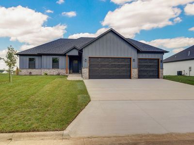 1453 N Collins Drive