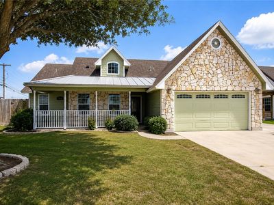 10302 Hill Country Ln