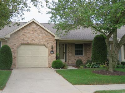 1492 Hampton Cir