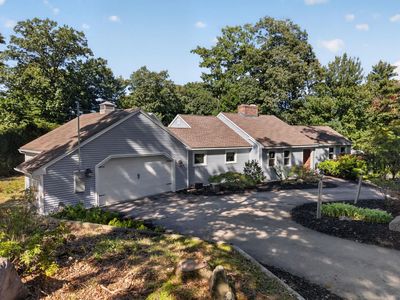 27 W Adelaide Avenue