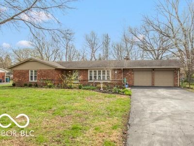 7915 Allisonville Rd