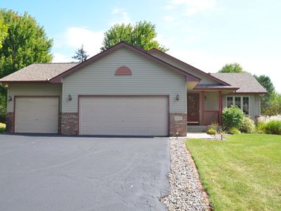 Property at 6007 Nathan Blvd, Rockford, MN