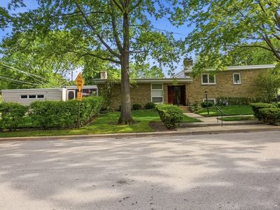 600 Florence Ave