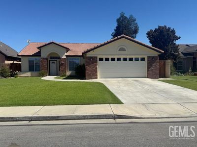 10208 Polo Trail Ave