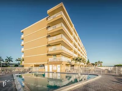 19418 Gulf Blvd APT 204