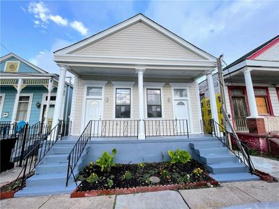 3433-35 Magnolia St