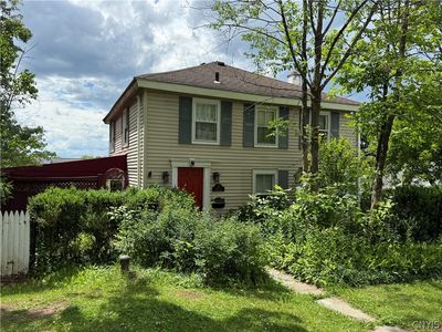 211 Center St