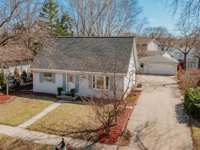 1601 Chestnut LANE